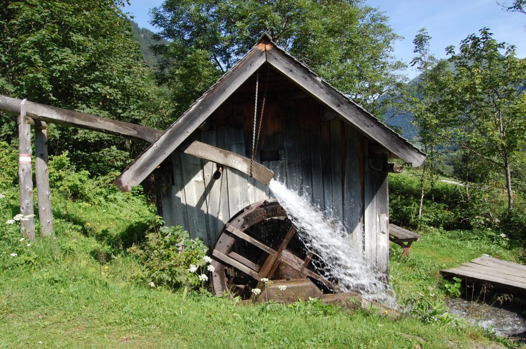 Alte Mühle am Bach